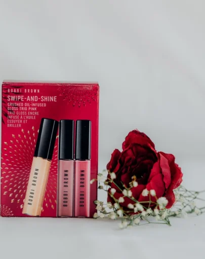 Bobbi Brown Swipe and Shine