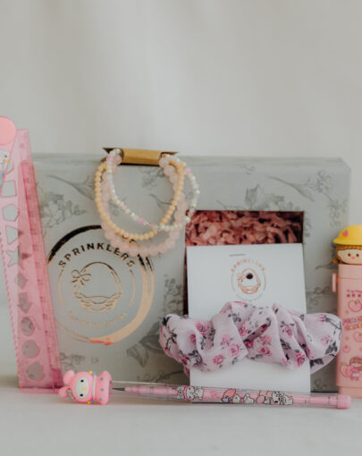 Pretty Little Finds